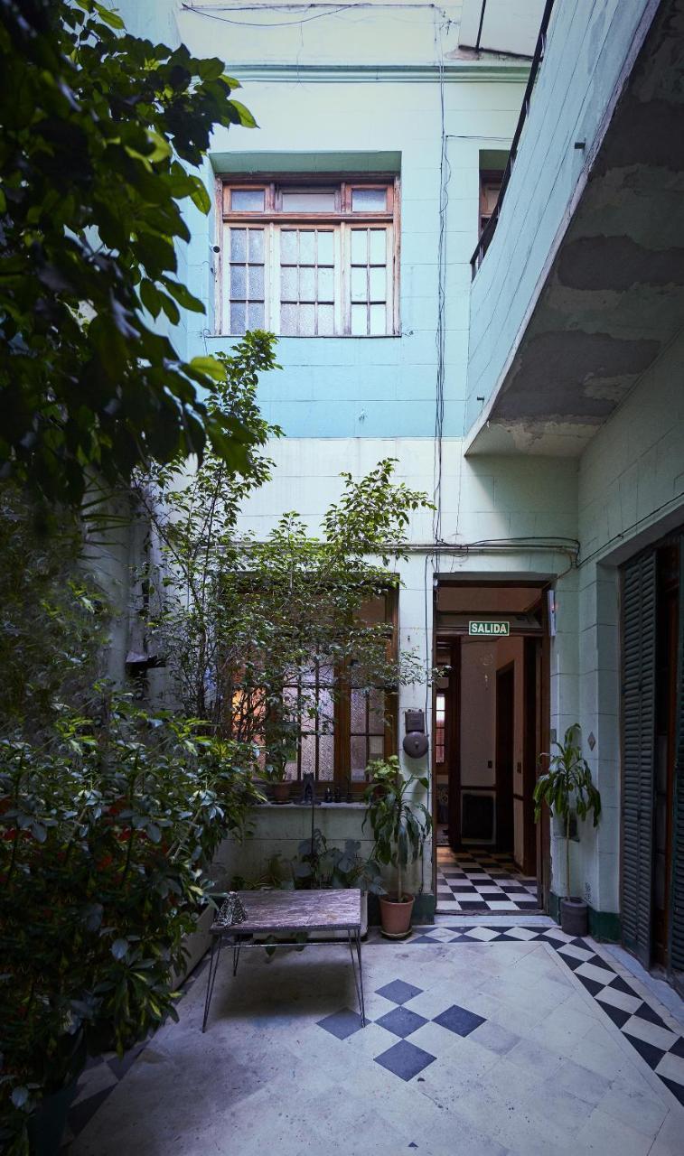 VI Luz Y Entre Hostel Buenos Aires Exterior photo